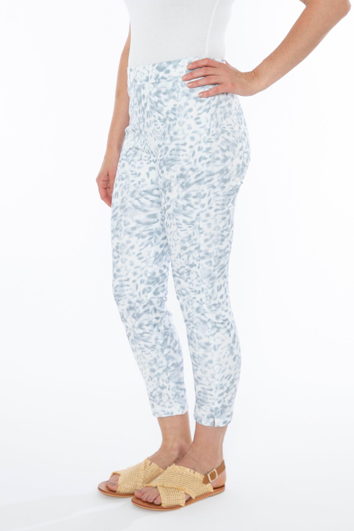 7/8 Animal Print Pant