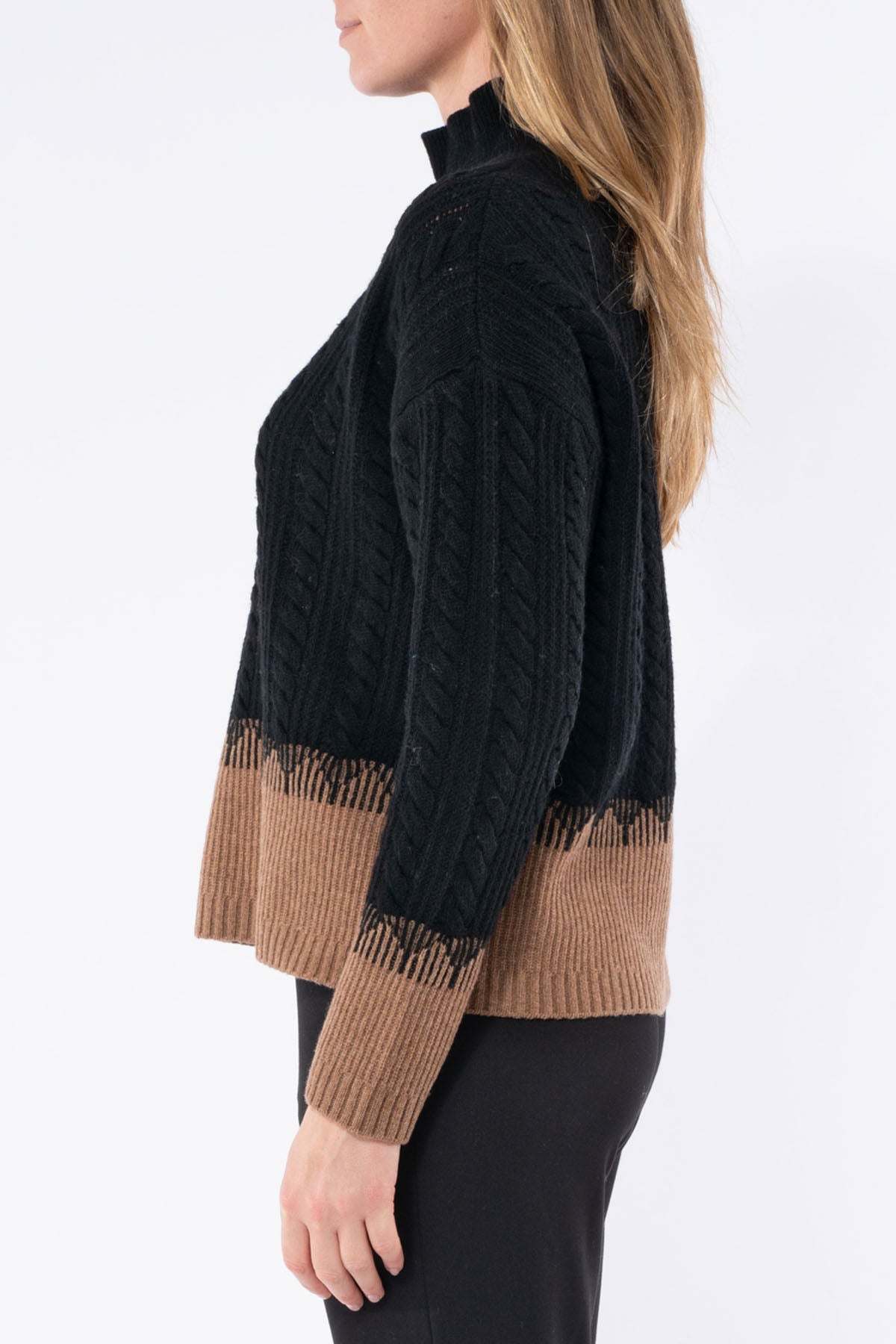 Contrast Pullover