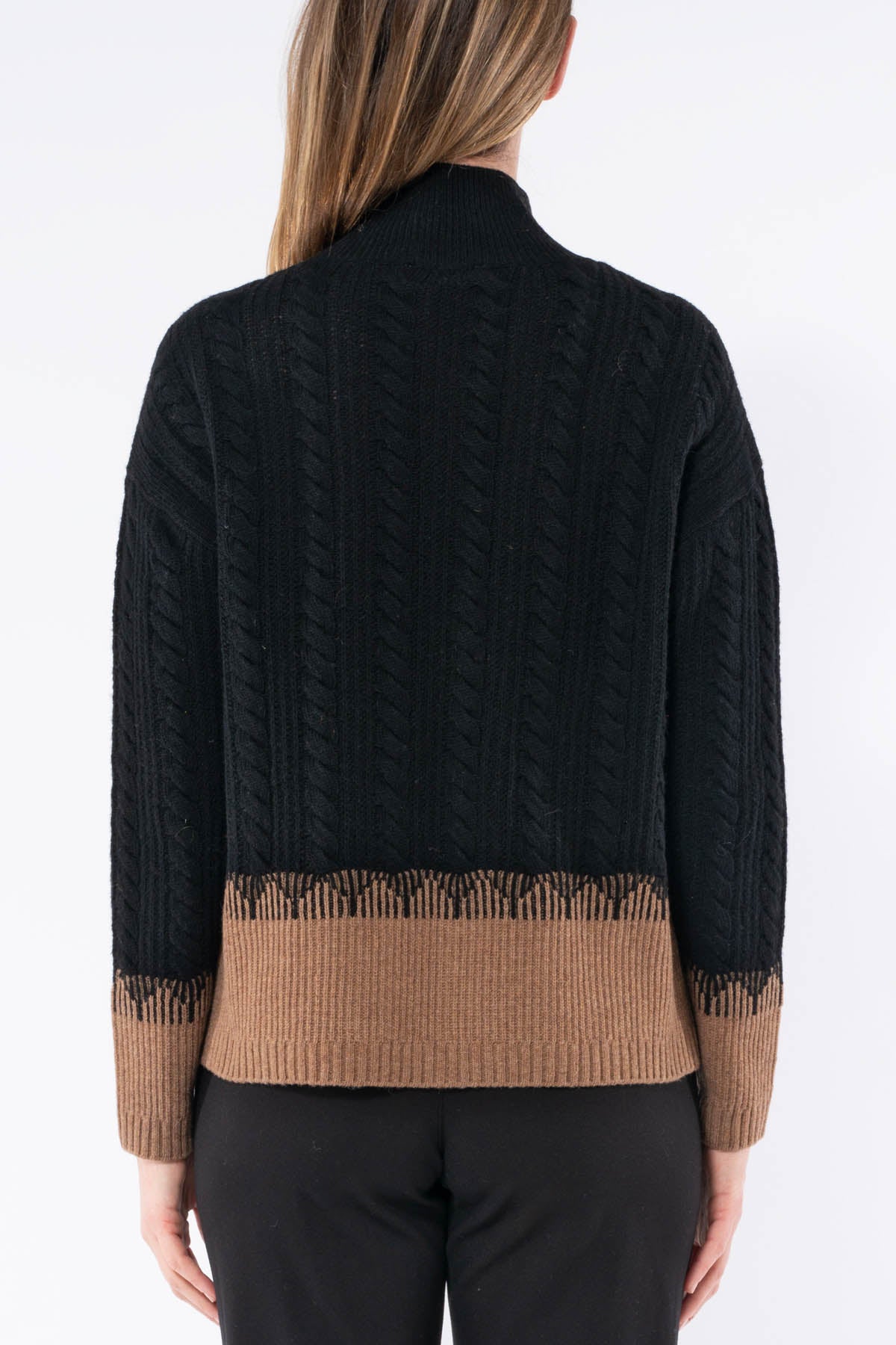 Contrast Pullover