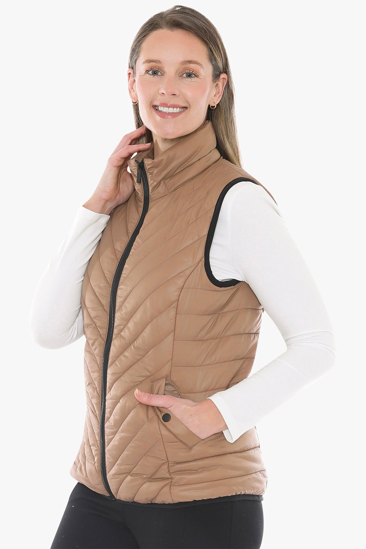 Contrast Trim Vest in Sand/Black