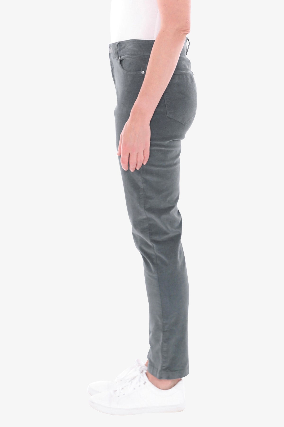 Cord Jean in Moss