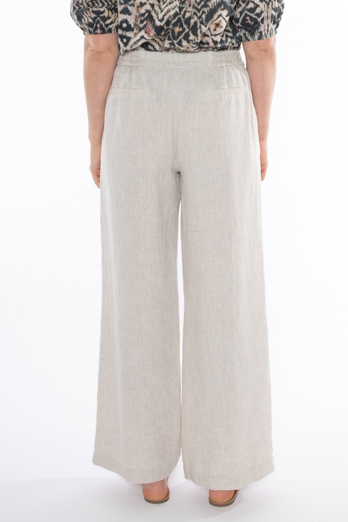 Women's Fly Front Linen Pant in Brown