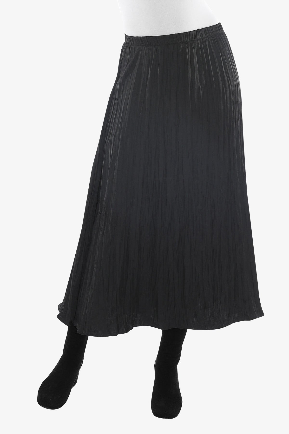 Pleated Pull On Skirt in Black