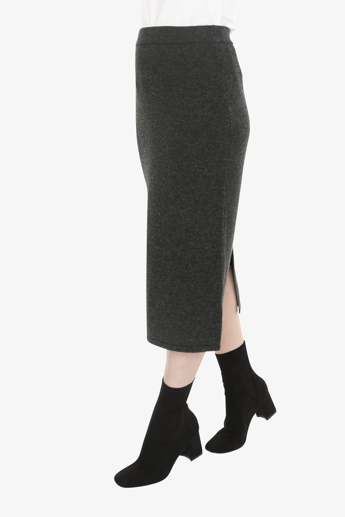Pull On Knit Skirt in Charcoal