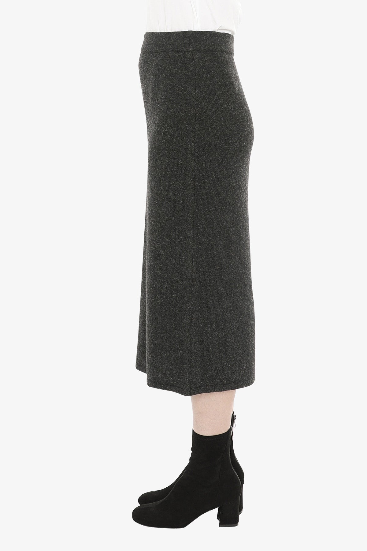 Pull On Knit Skirt in Charcoal