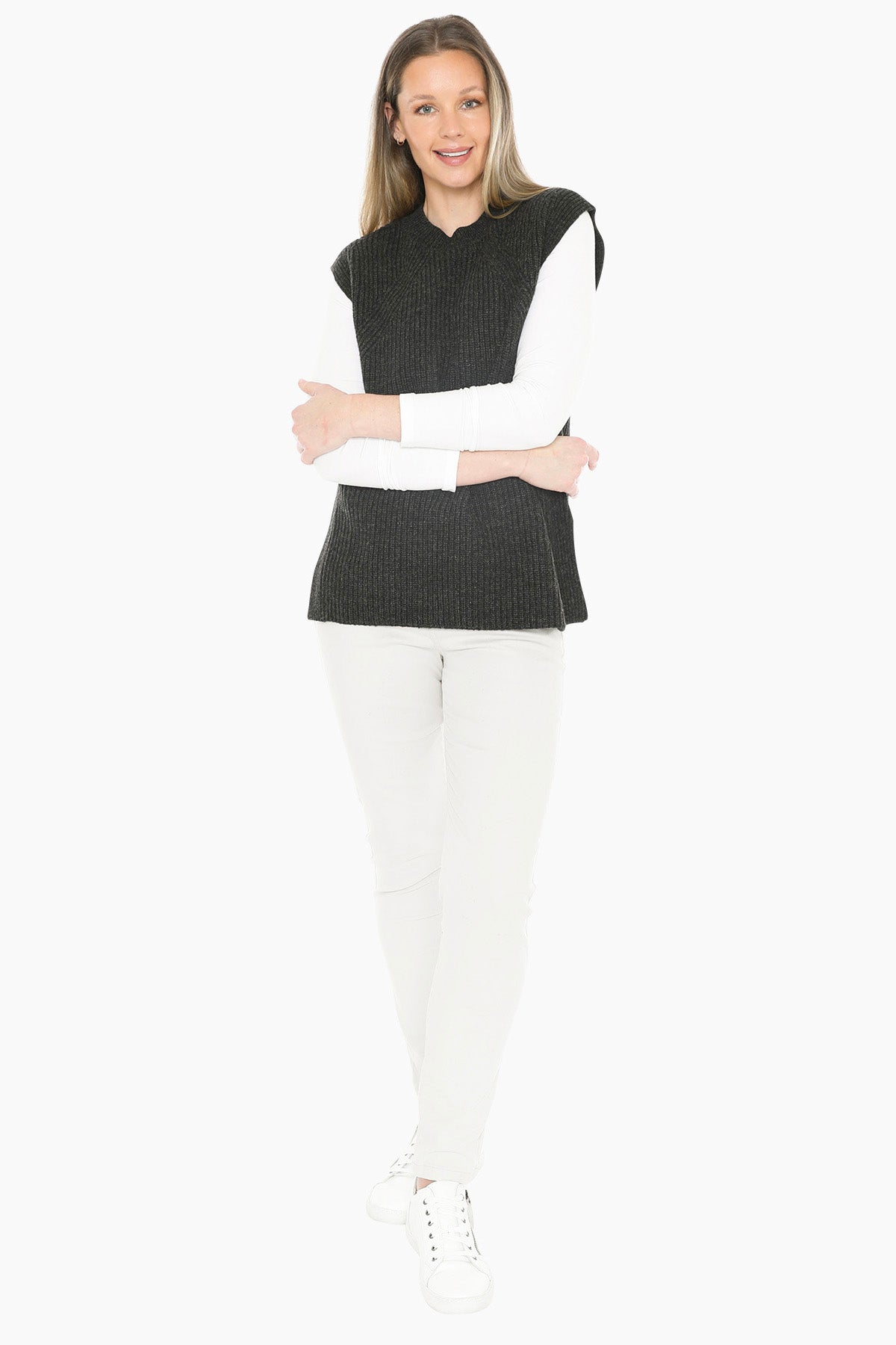 Shaker Stitch Vest in Charcoal