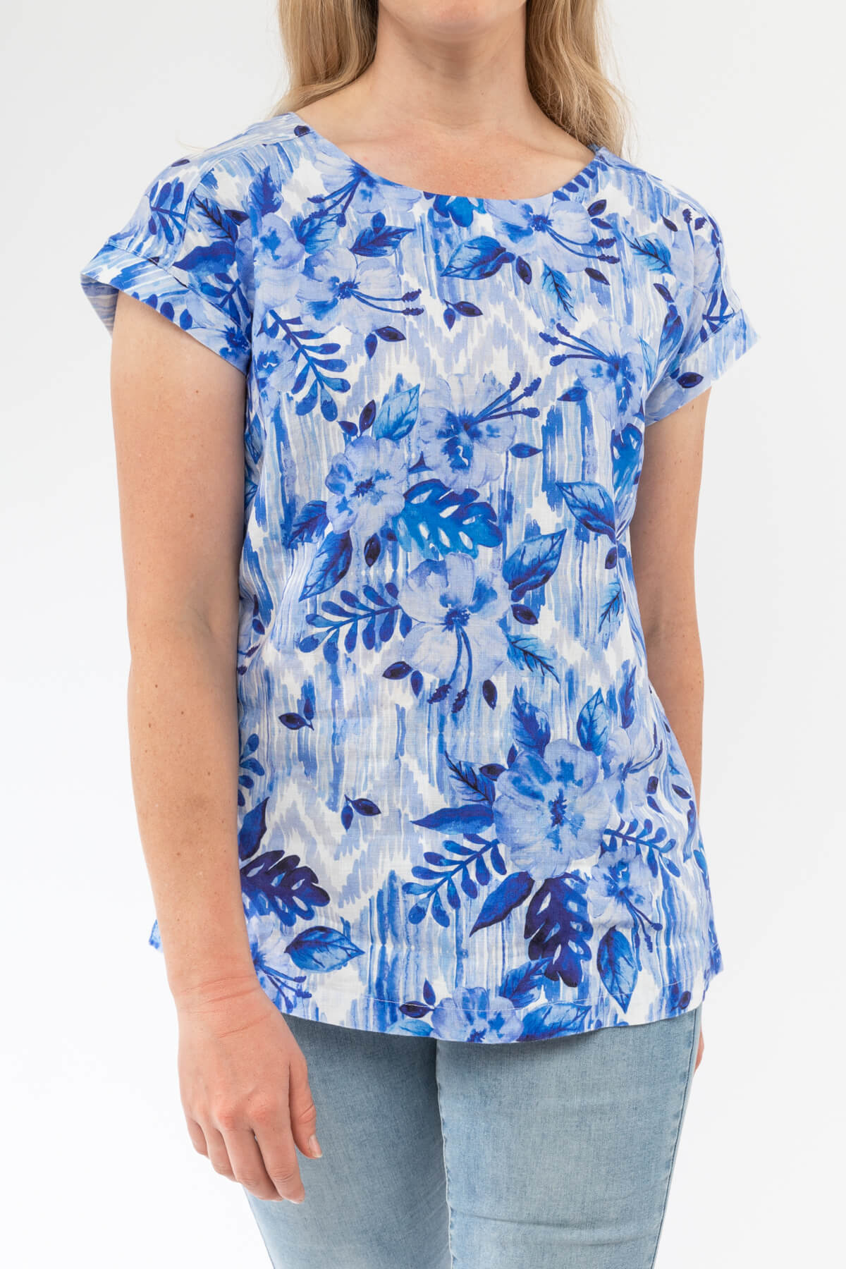 Button Back Hibiscus Floral Top