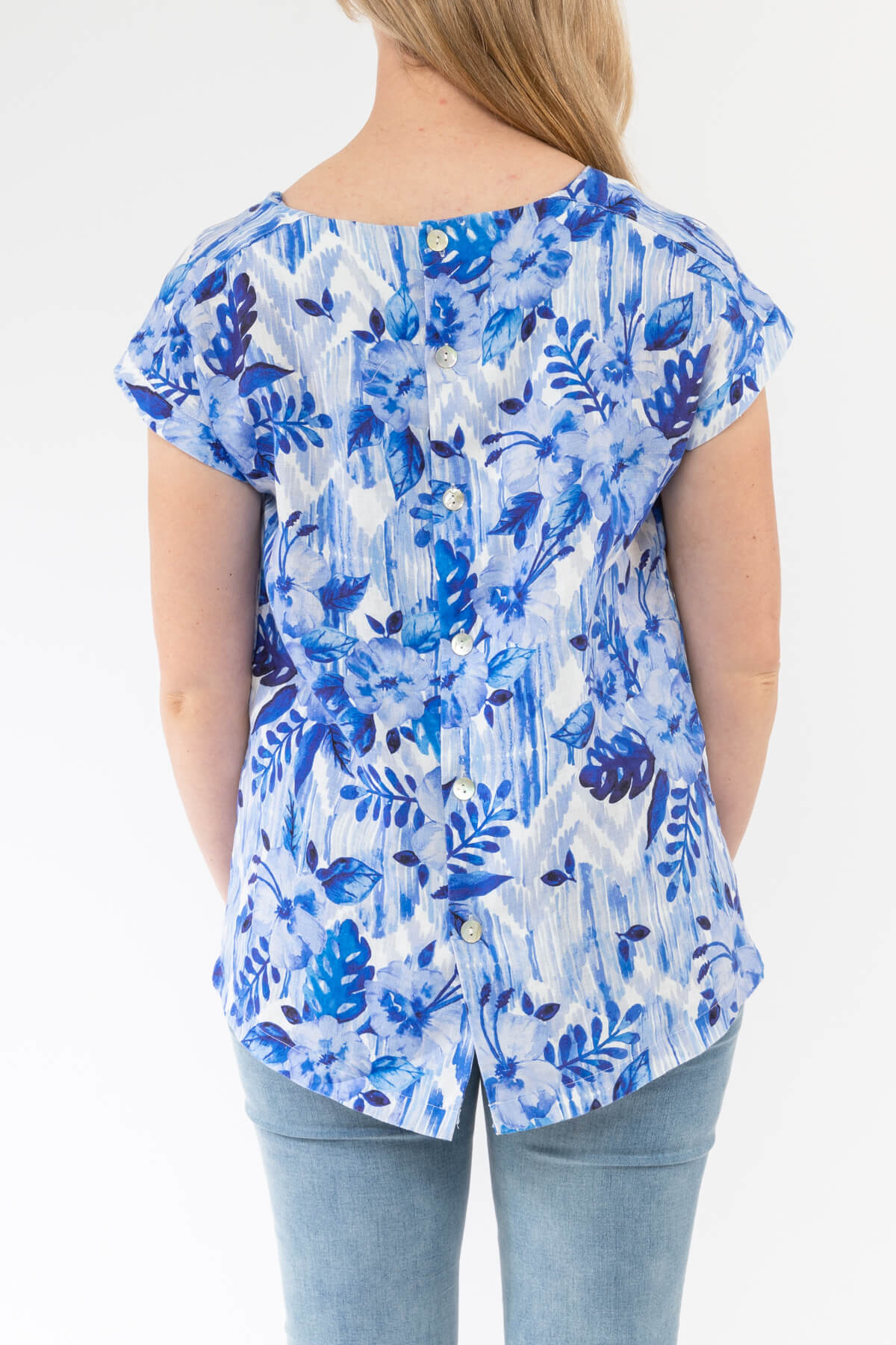 Button Back Hibiscus Floral Top
