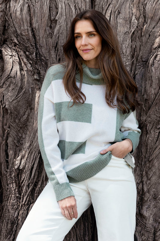 Block Panel Pullover in Alpine/Ivory