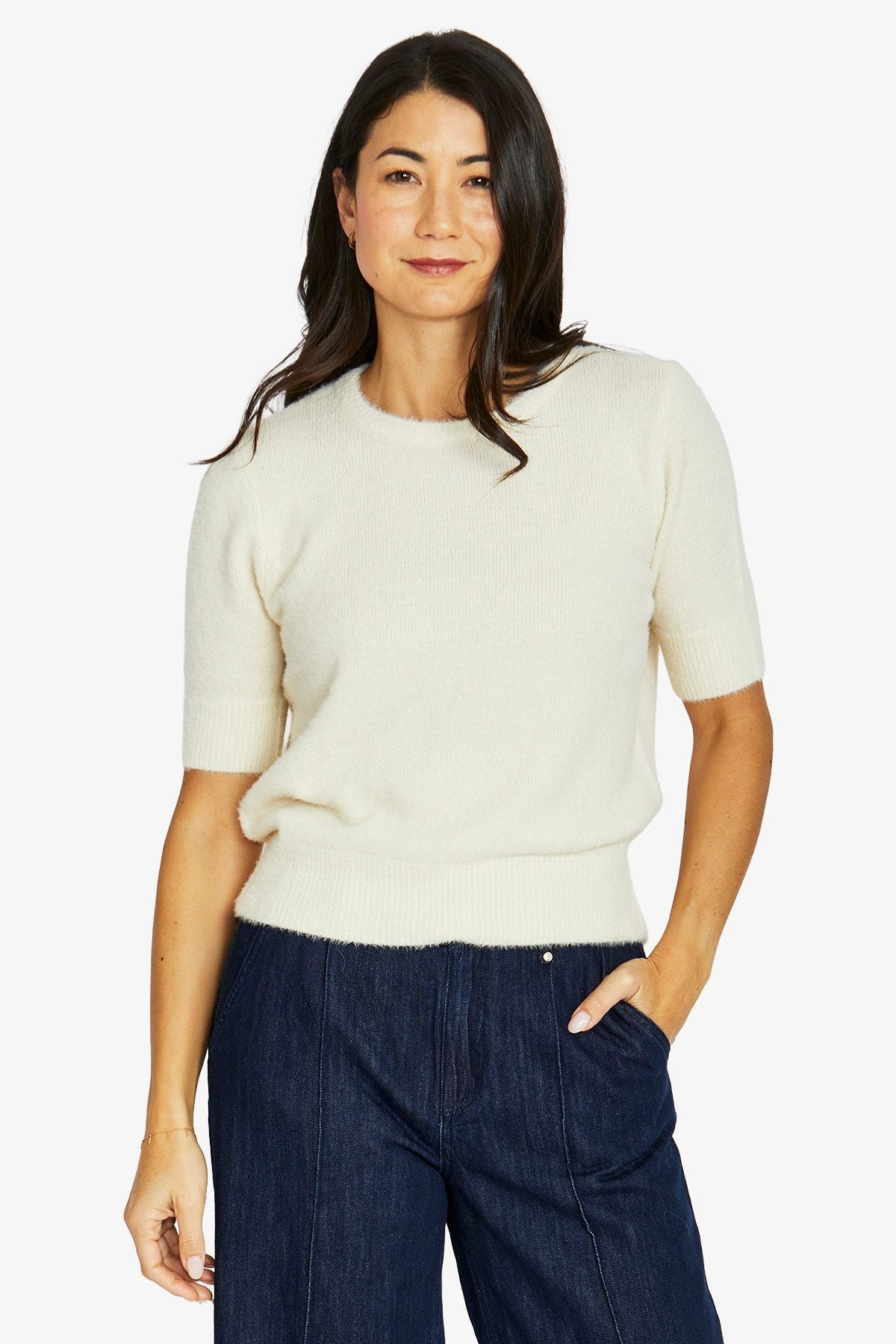 Womens Fluffy Ss Crew Knit White 60611064a