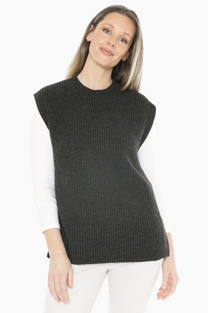 Shaker Stitch Vest in Charcoal