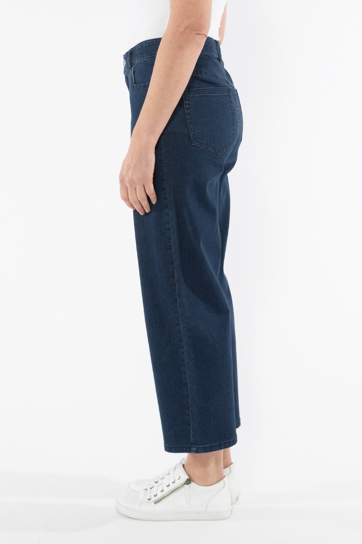 Women's Wide Leg Jean