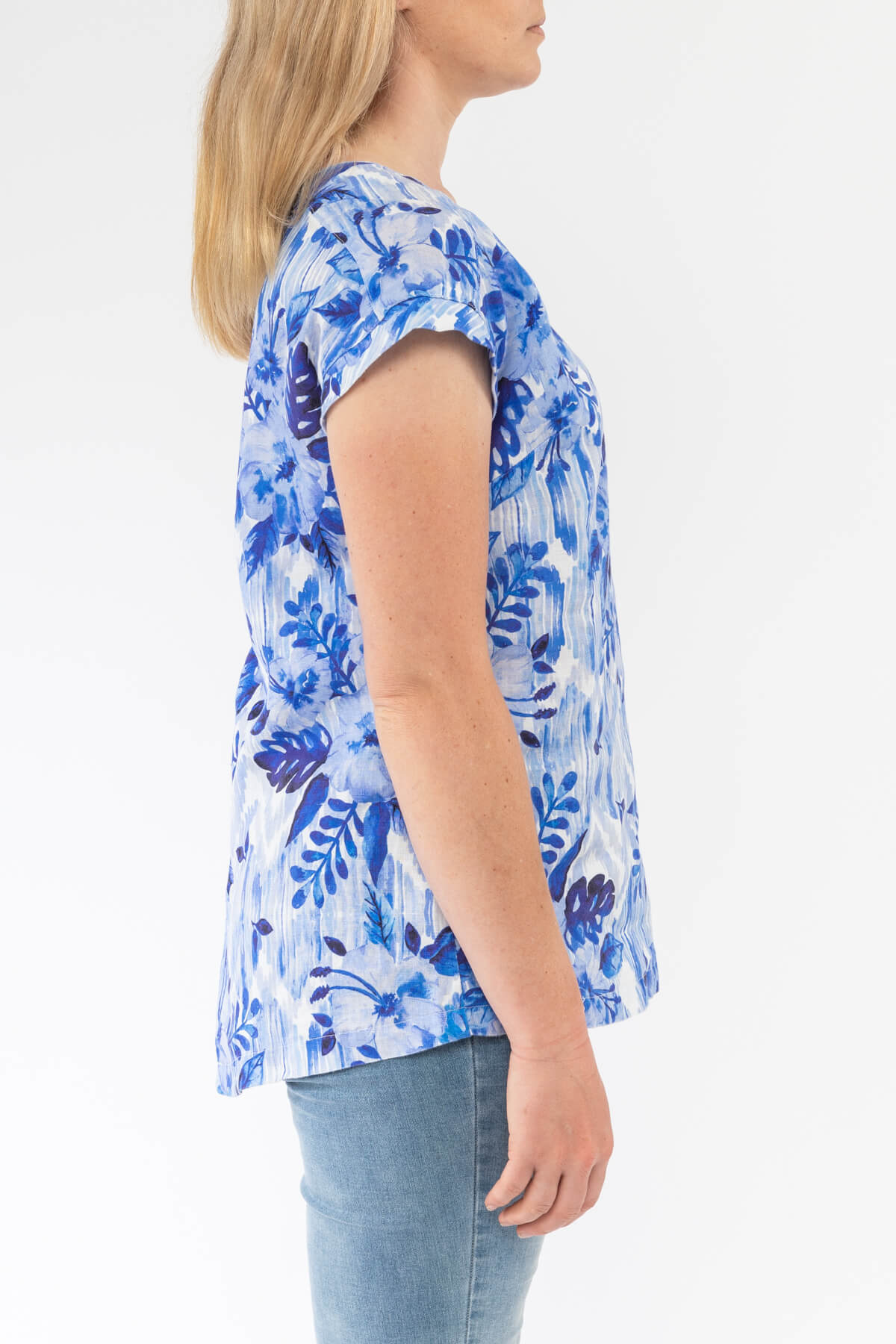 Button Back Hibiscus Floral Top