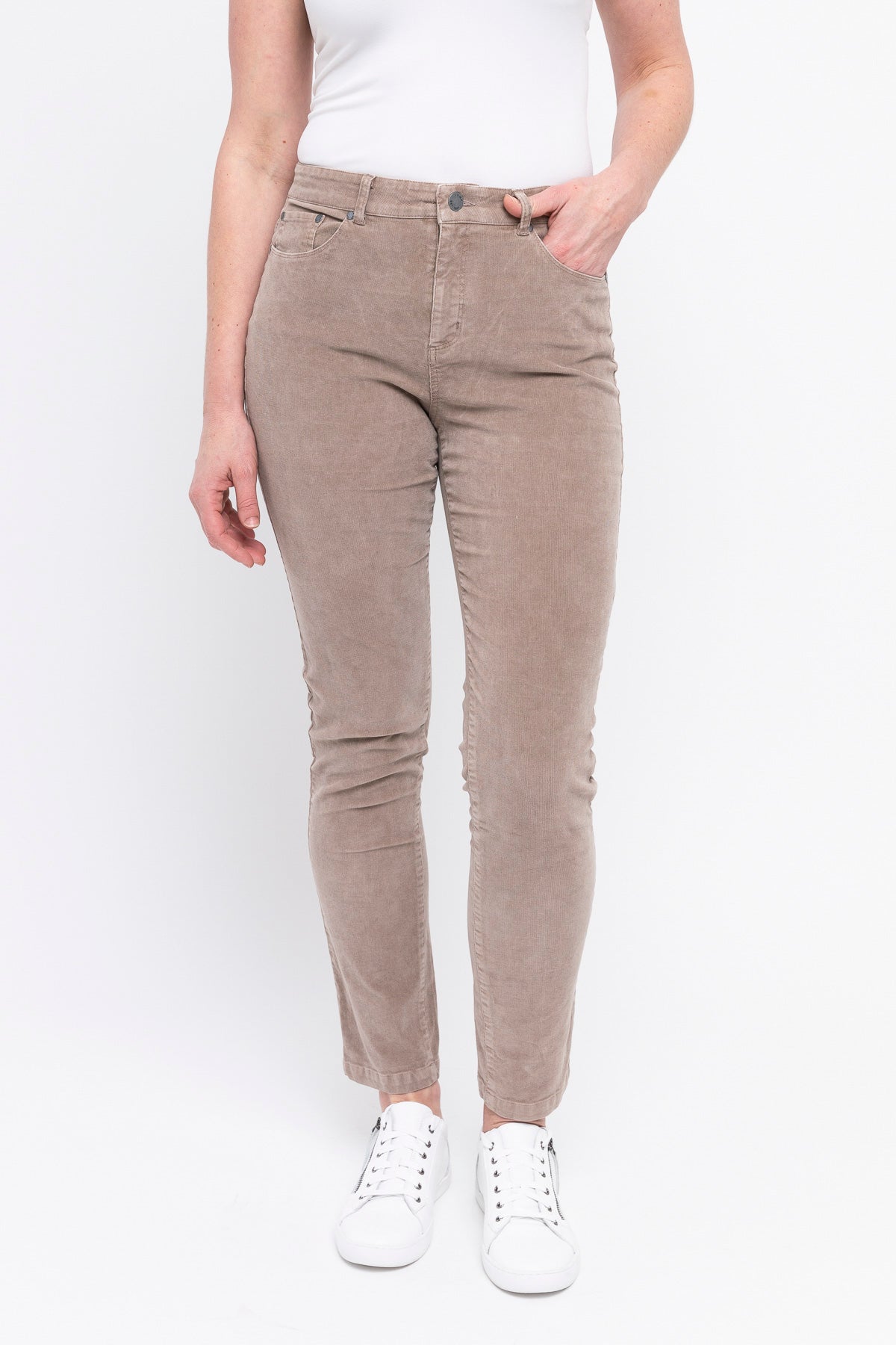 Pigment Dyed Cord Pant Latte